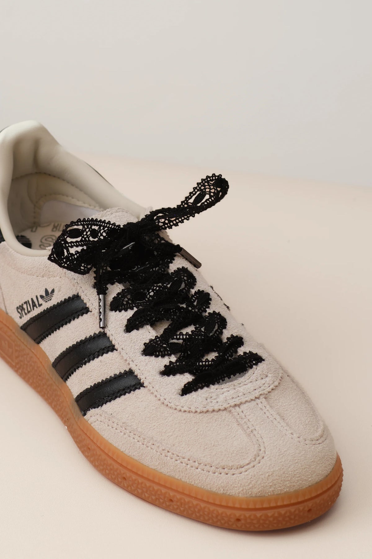Senkels Black Crochet Shoelaces