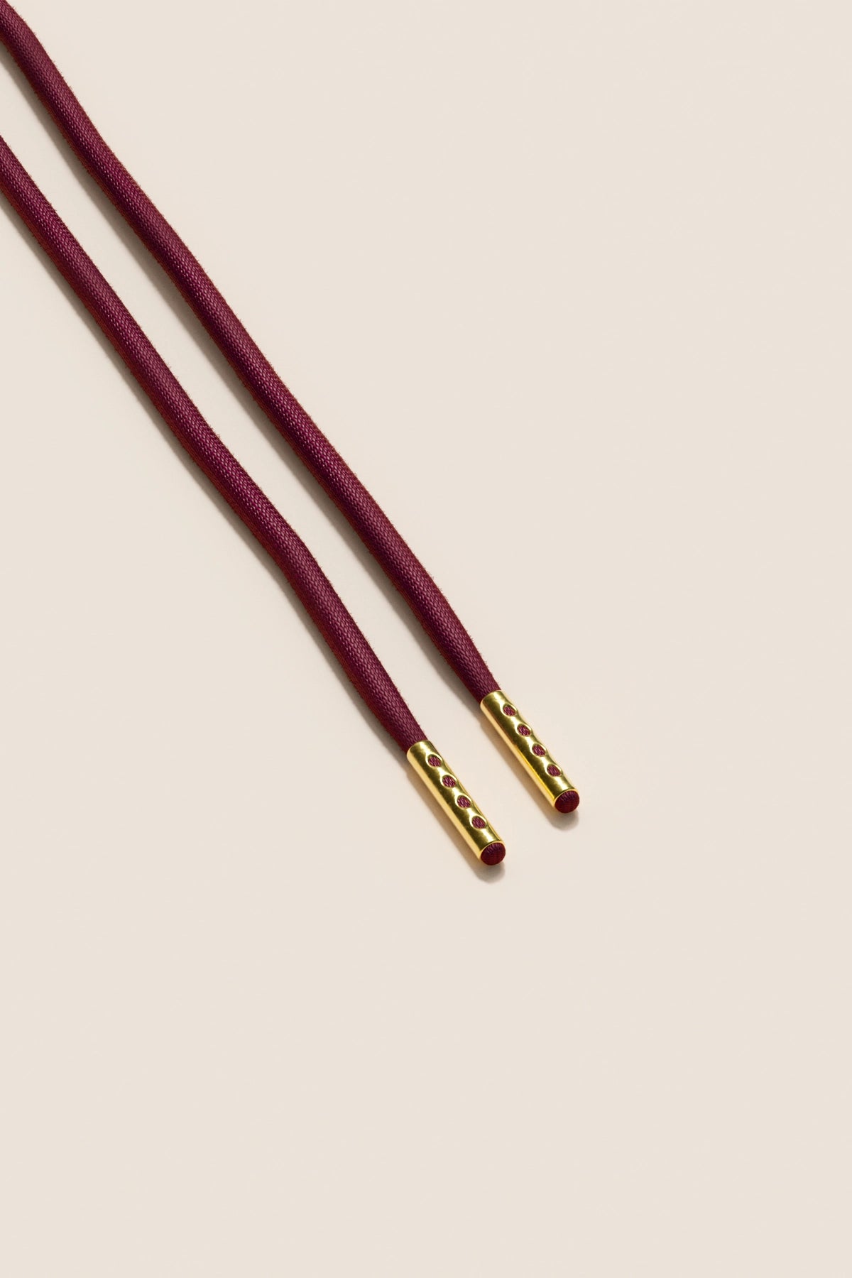 Senkels Bordeaux 4mm Round Waxed Shoelaces with Gold Aglets