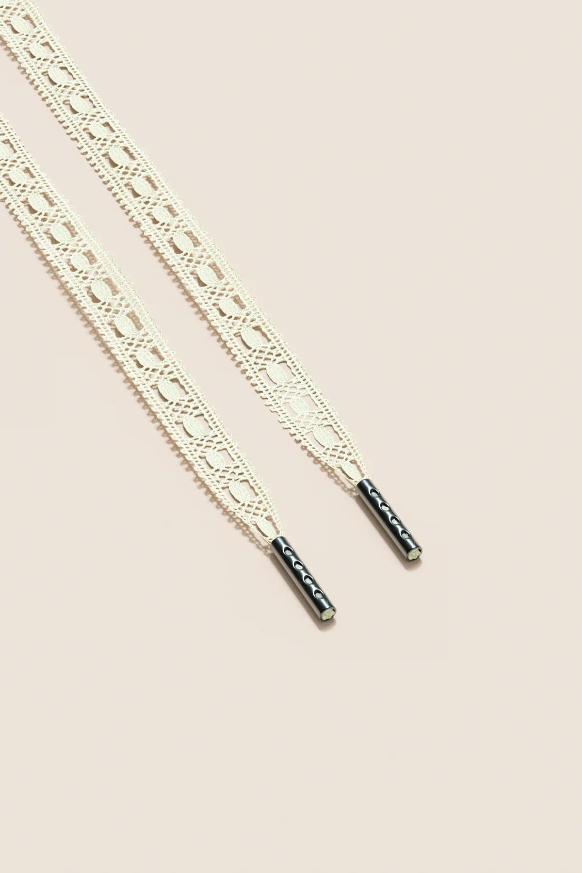 Senkels Chardonnay Crochet Shoelaces with Black Nickel Aglets