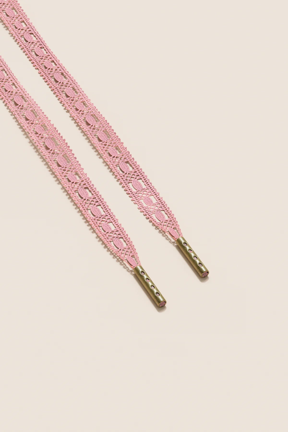 Senkels Pink Crochet Shoelaces with Brass Aglets