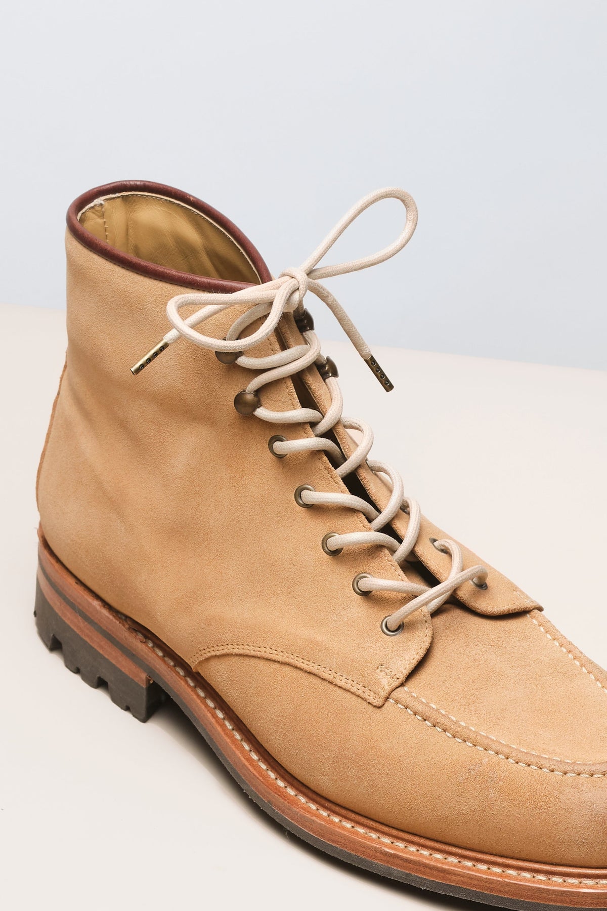 Cream Boot Laces - Round waxed boot laces with a diameter of 4mm. Available in 51 colors - Senkels