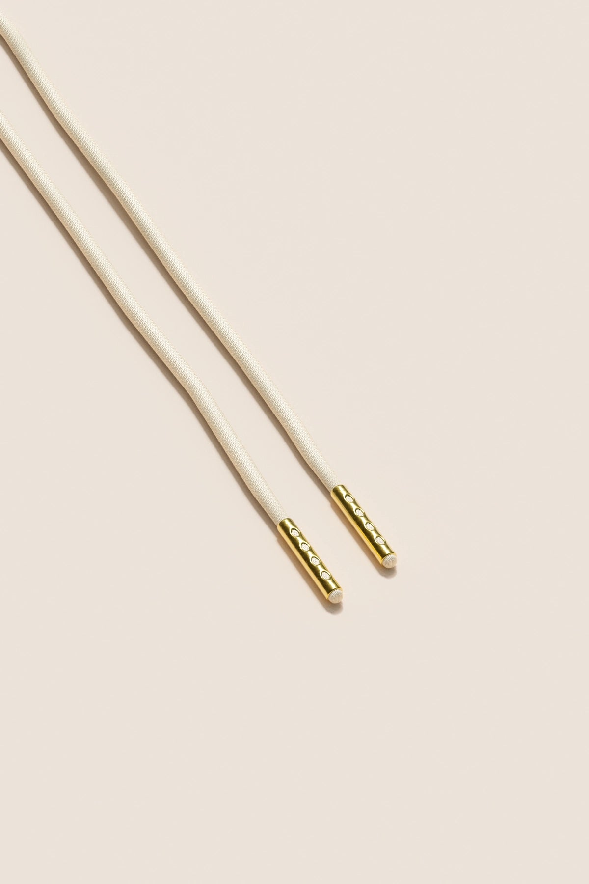 Senkels Cream 2.5mm Round Waxed Shoelaces with Gold Aglets