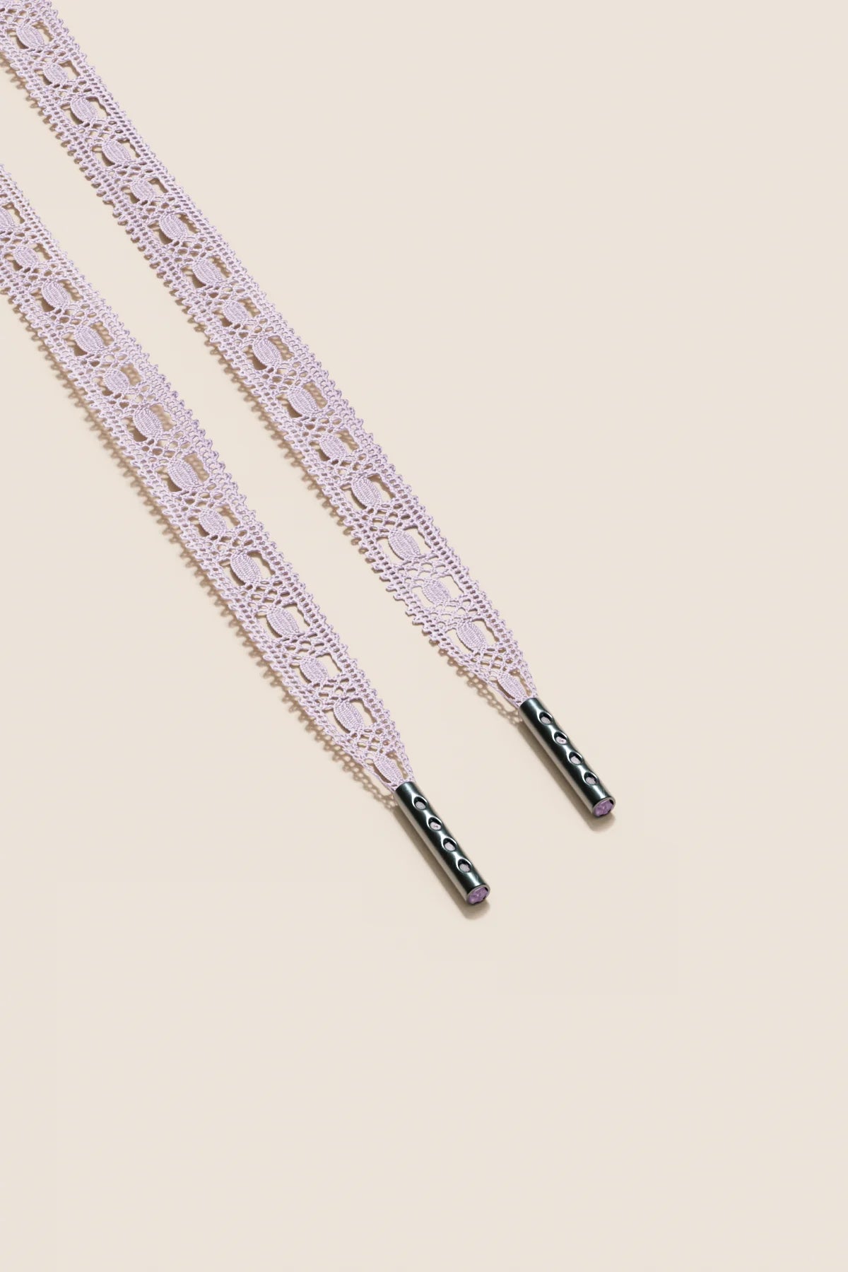 Senkels Pastel Pink Crochet Shoelaces with Black Nickel Aglets